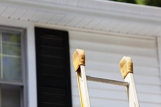 How To Choose The Right Materials for Your Siding Installation in 'Tanglewilde, WA